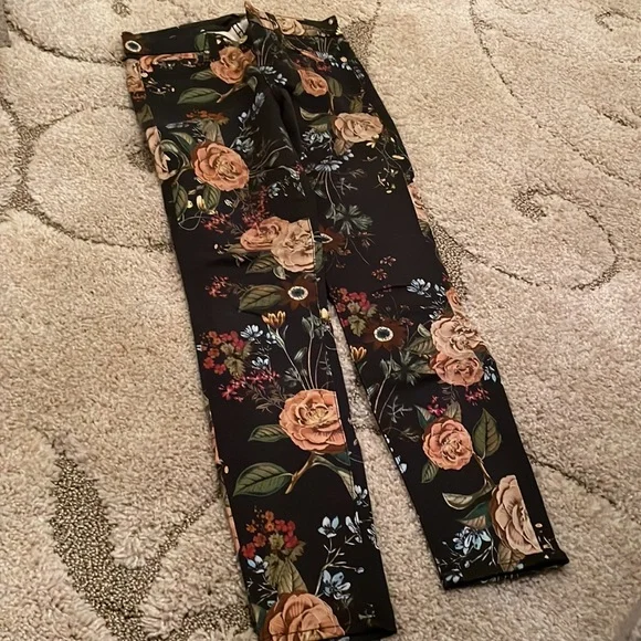 7 For All Mankind Floral Skin Jean (Mid-Waist) - Picture 4 of 11